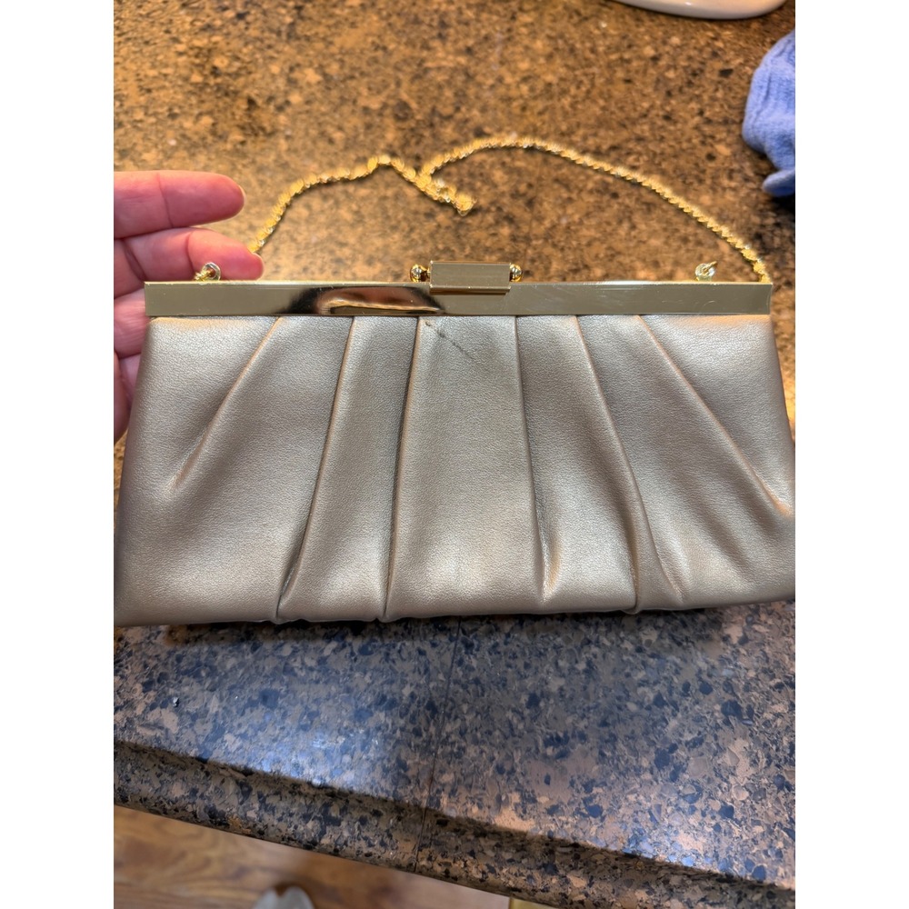 Jessica McClintock Gold Pleated Evening Clutch Chain Bag Formal Occasion